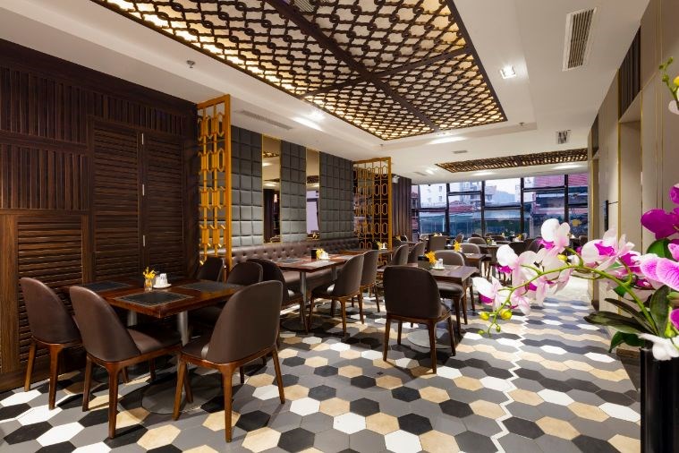 Khách Sạn Ivy Hotel Nha Trang